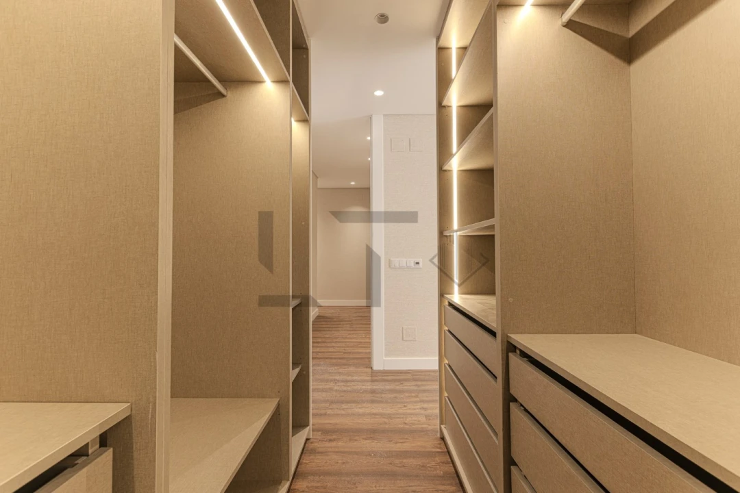 Apartamento T3 para Venda em Santo António Foto 20