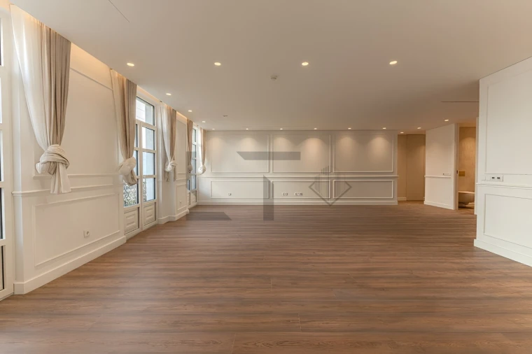 Apartamento T3 para Venda em Santo António Foto 3