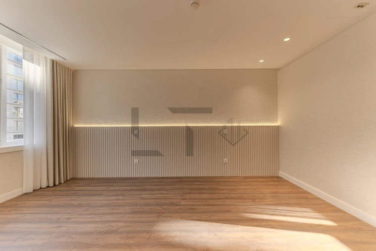 Apartamento T3 para Venda em Santo António Foto 21
