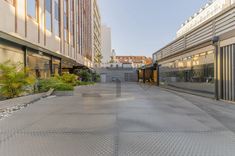 Apartamento T3 para Venda em Santo António Foto 42