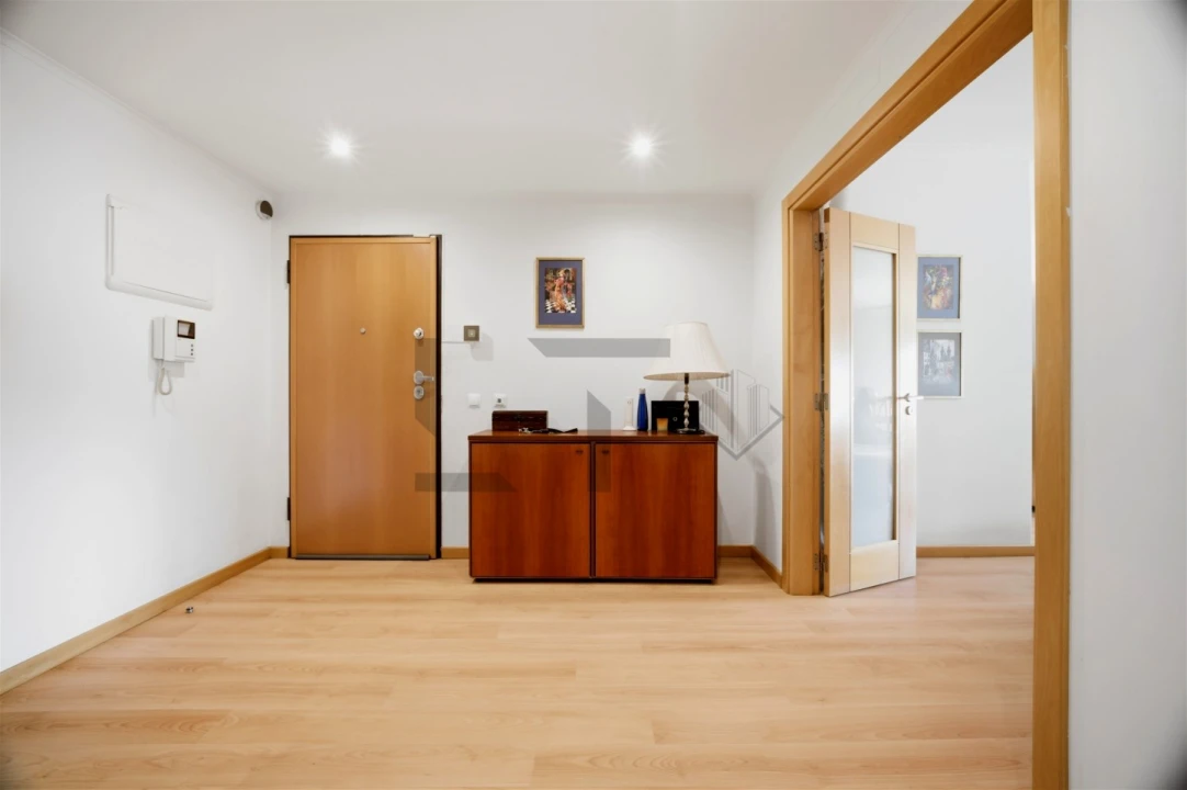 Apartamento T2 para Venda em Alcabideche Foto 3