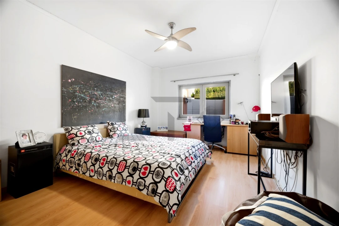 Apartamento T2 para Venda em Alcabideche Foto 11