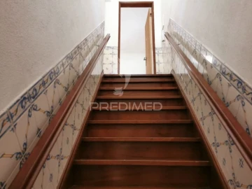 Apartamento T3 para Venda em Além da Ribeira e Pedreira