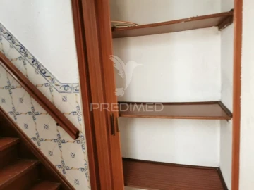 Apartamento T3 para Venda em Além da Ribeira e Pedreira