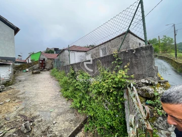 Moradia T1 para Venda em Senharei