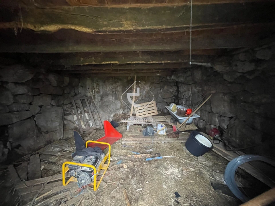 Moradia T1 para Venda em Senharei Foto 14