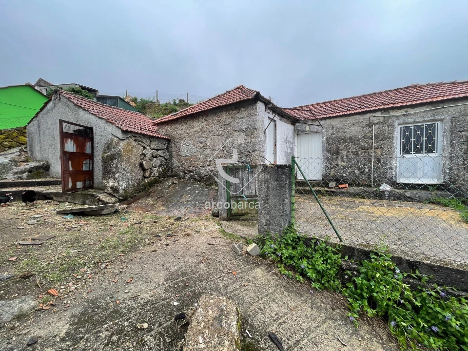 Moradia T1 para Venda em Senharei Foto 1