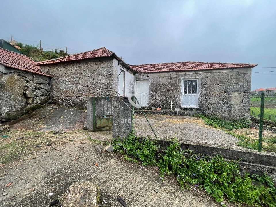 Moradia T1 para Venda em Senharei Foto 2