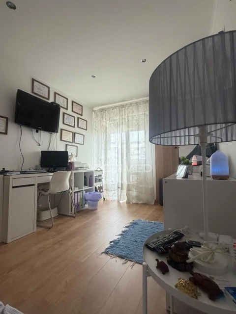 Apartamento T2 para Venda em Oeiras e São Julião da Barra, Paço de Arcos e Caxias