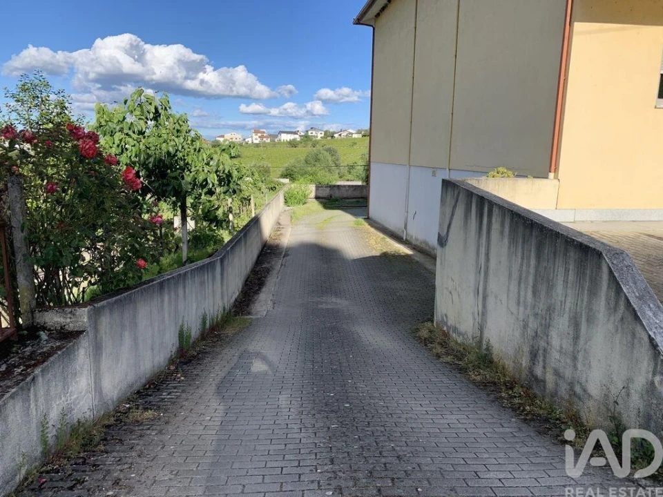 Apartamento T3 para Venda em Alijo Foto 26