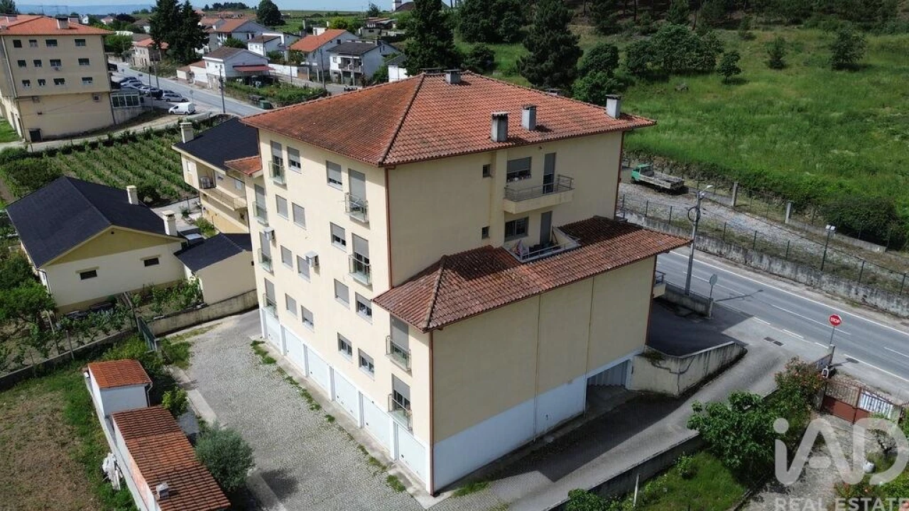 Apartamento T3 para Venda em Alijo Foto 6