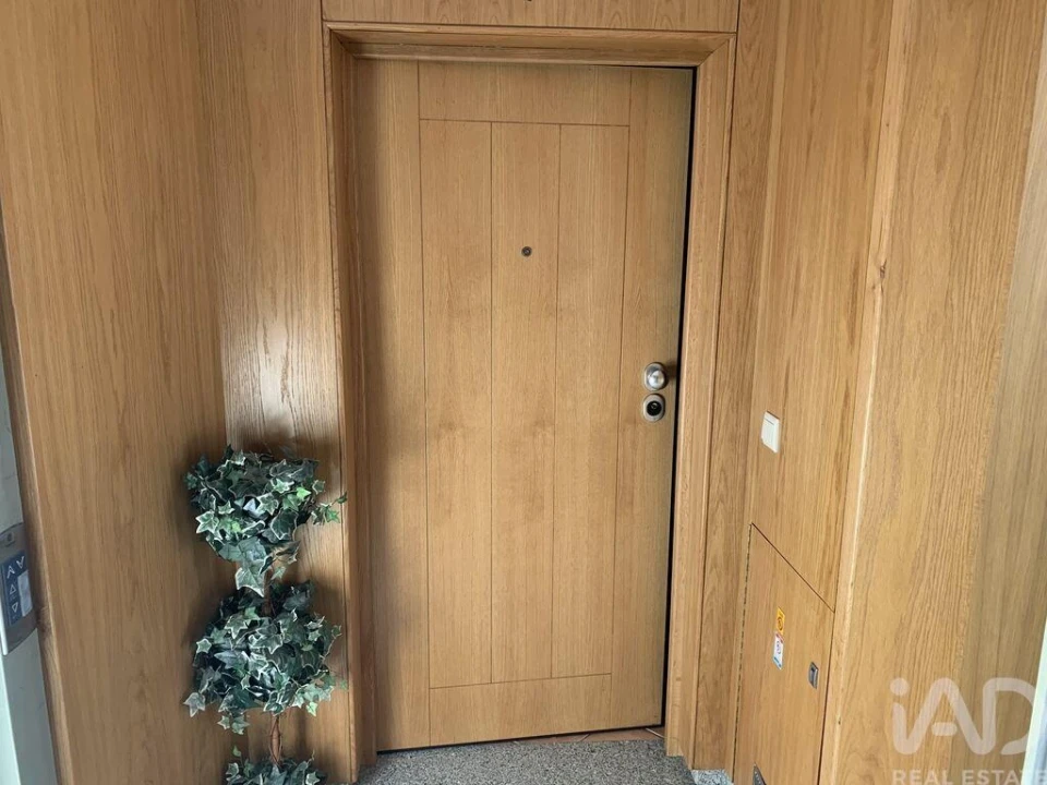 Apartamento T3 para Venda em Alijo Foto 7