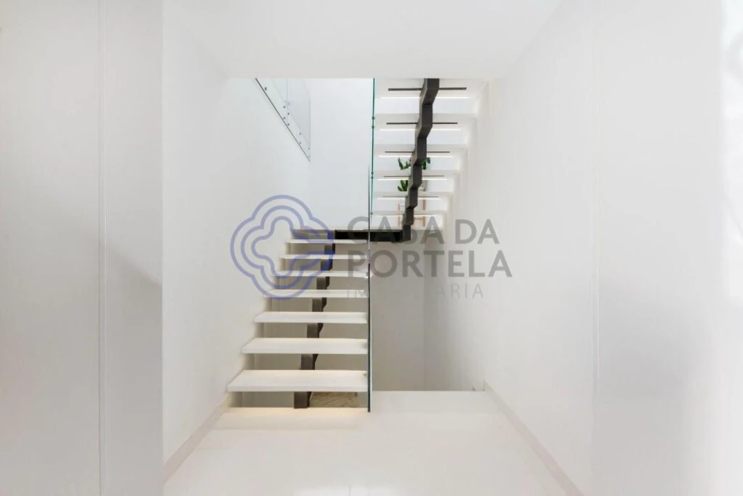Moradia T4 para Venda em Canidelo Foto 20