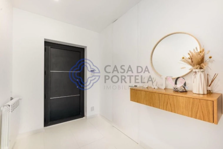 Moradia T4 para Venda em Canidelo Foto 3