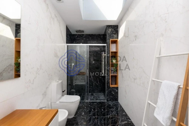 Moradia T4 para Venda em Canidelo Foto 31