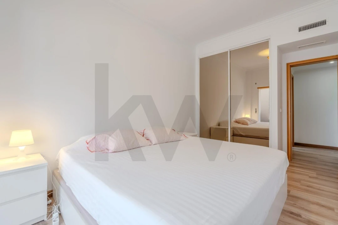 Apartamento T2 para Venda em Costa da Caparica Foto 16