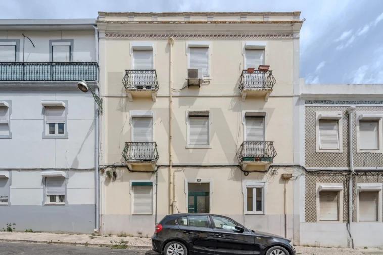 Apartamento T1 para Venda em Campo de Ourique Foto 24