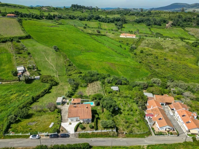 Moradia T4 para Venda em Sobral de Monte Agraço Foto 48