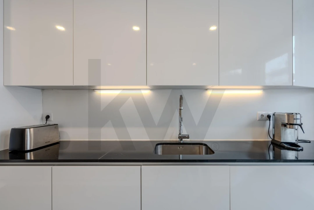 Apartamento T3 para Venda em Campolide Foto 7