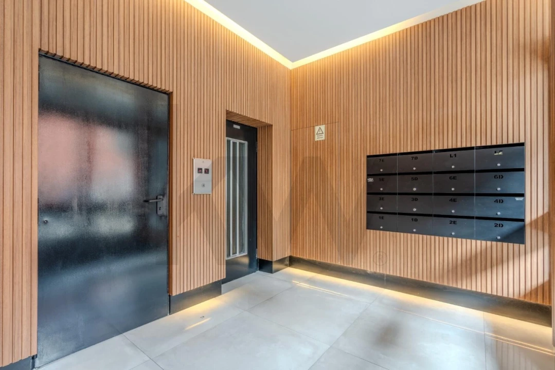 Apartamento T3 para Venda em Campolide Foto 17