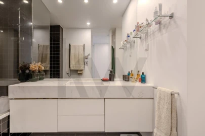 Apartamento T3 para Venda em Campolide