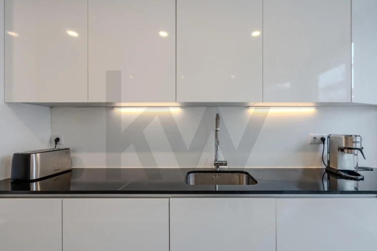 Apartamento T3 para Venda em Campolide Foto 7