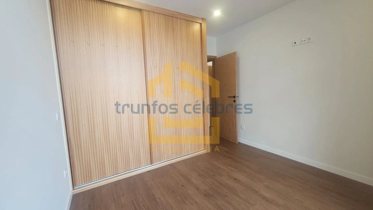 Apartamento T2 para Venda em Vila do Conde Foto 16
