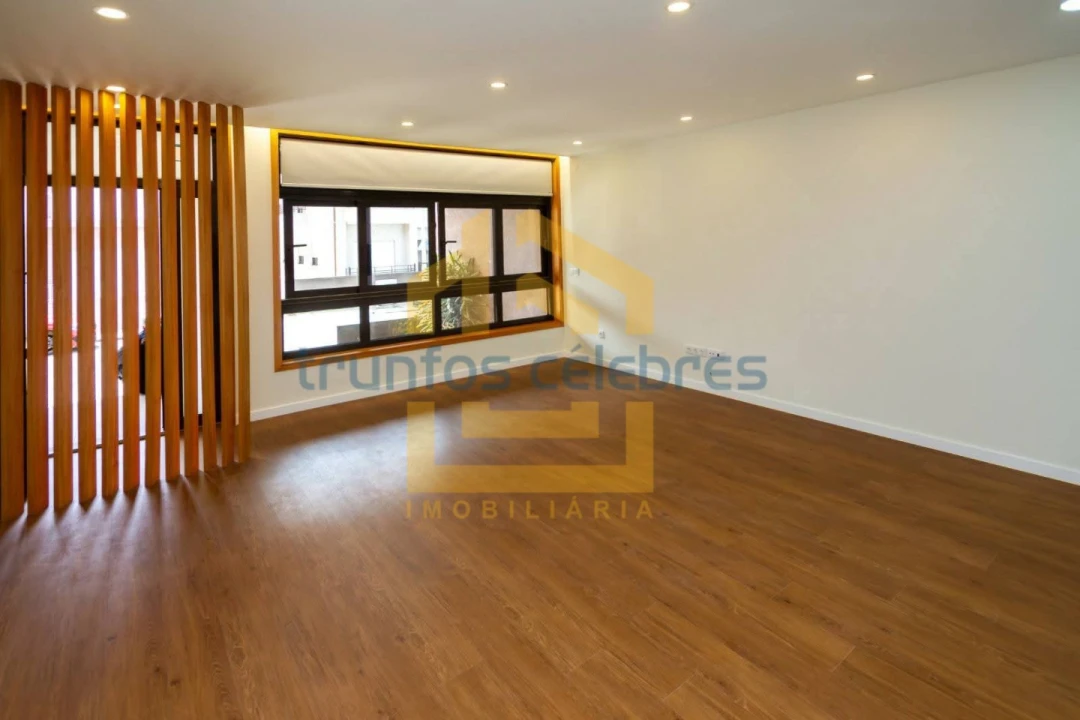 Apartamento T2 para Venda em Vila do Conde Foto 2