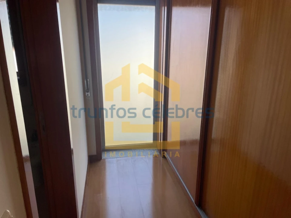 Apartamento T2 para Venda em Arvore Foto 8