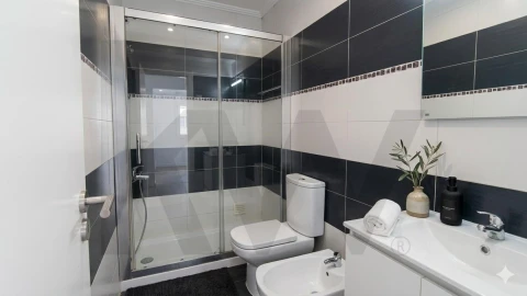 Apartamento T2 para Venda em Seixal, Arrentela e Aldeia de Paio Pires