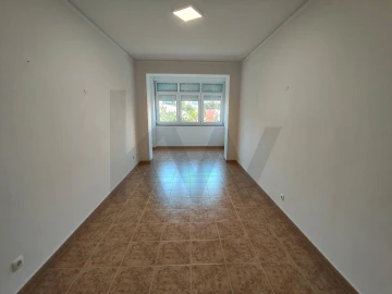 Apartamento T3 para Arrendamento em Cascais e Estoril