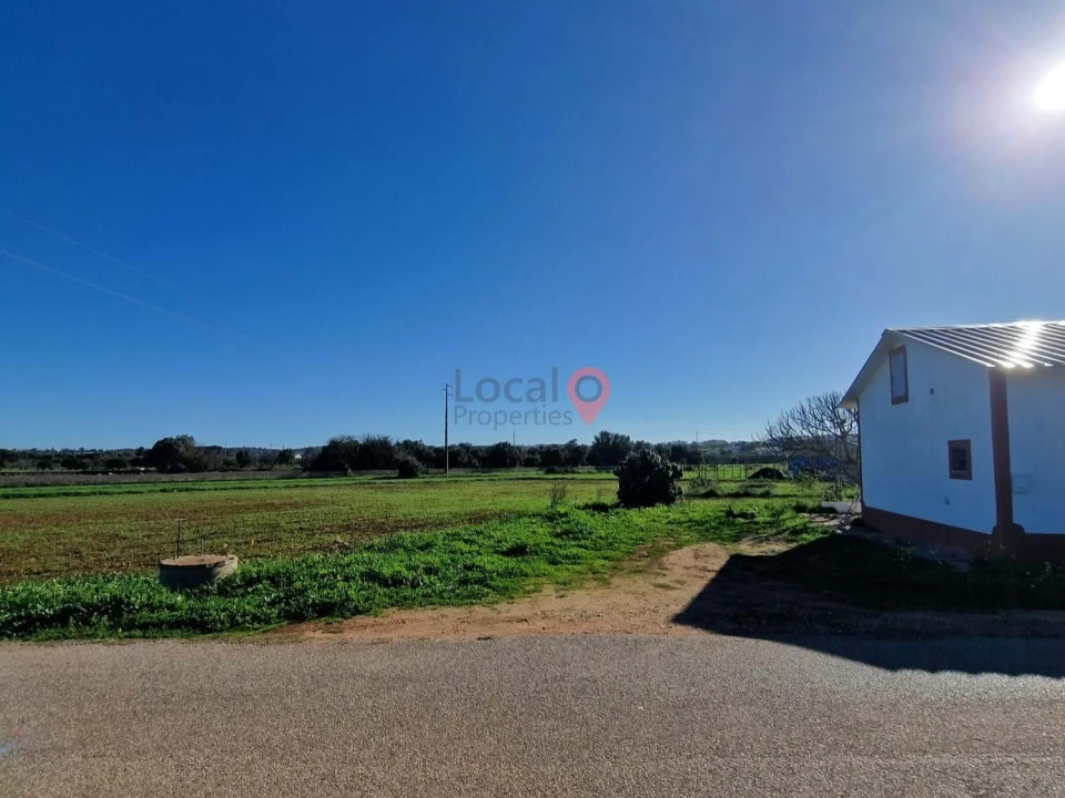Moradia T1 para Venda em Odiaxere Foto 13