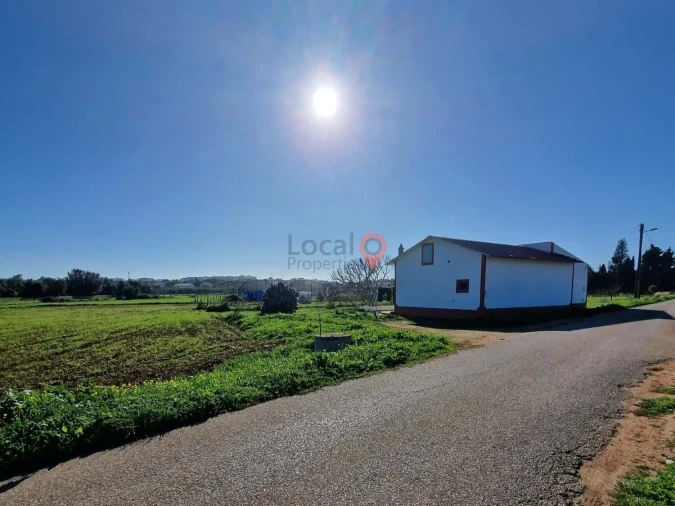 Moradia T1 para Venda em Odiaxere Foto 11