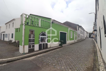 Moradia T3 para Venda em Fenais da Luz