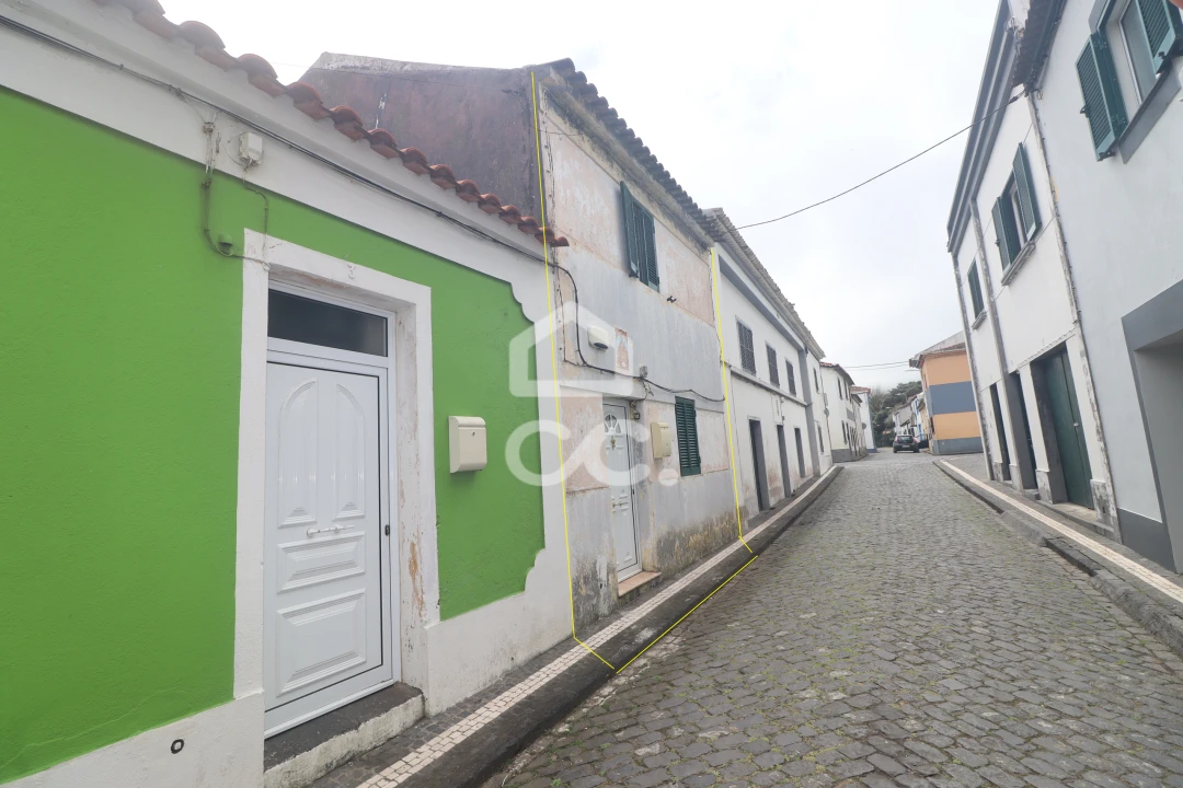 Moradia T3 para Venda em Fenais da Luz Foto 3