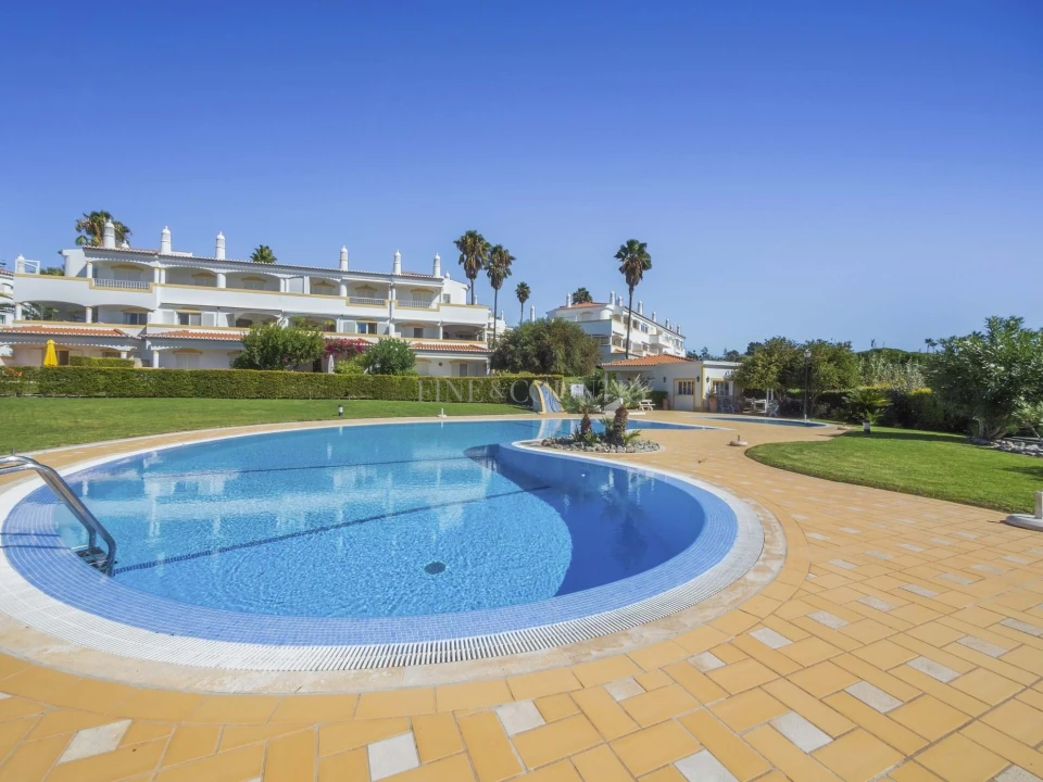 Apartamento T2 para Venda em Lagoa e Carvoeiro Foto 2