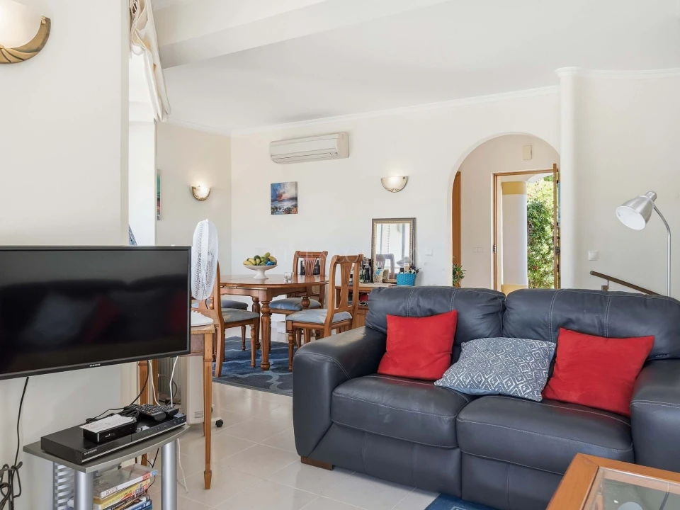Apartamento T2 para Venda em Lagoa e Carvoeiro Foto 8
