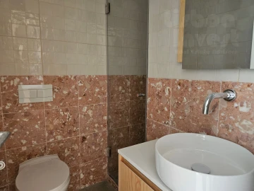 Apartamento T1 para Venda em São Vicente