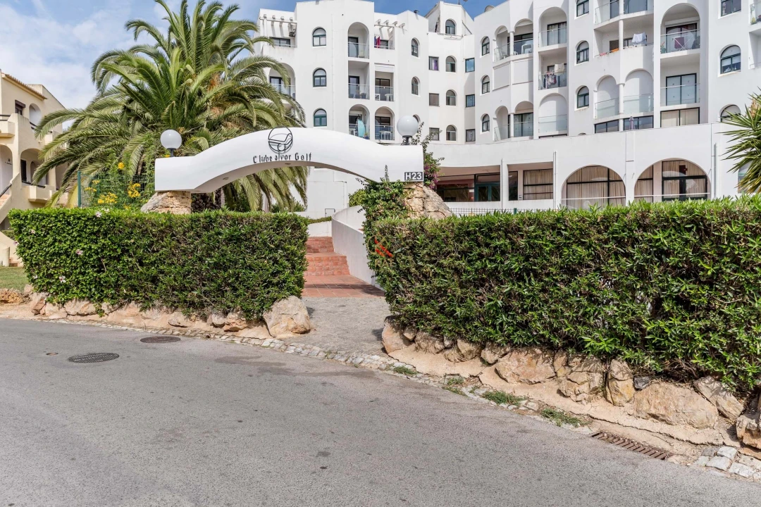 Apartamento T1 para Venda em Alvor Foto 1