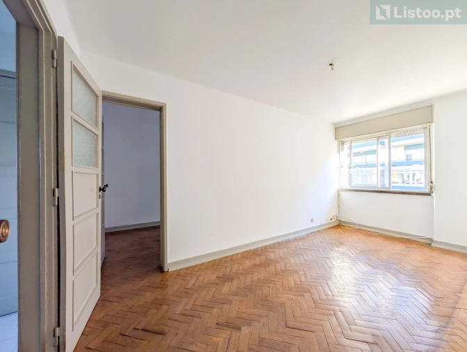 Apartamento T3 para Venda em Lumiar Foto 4