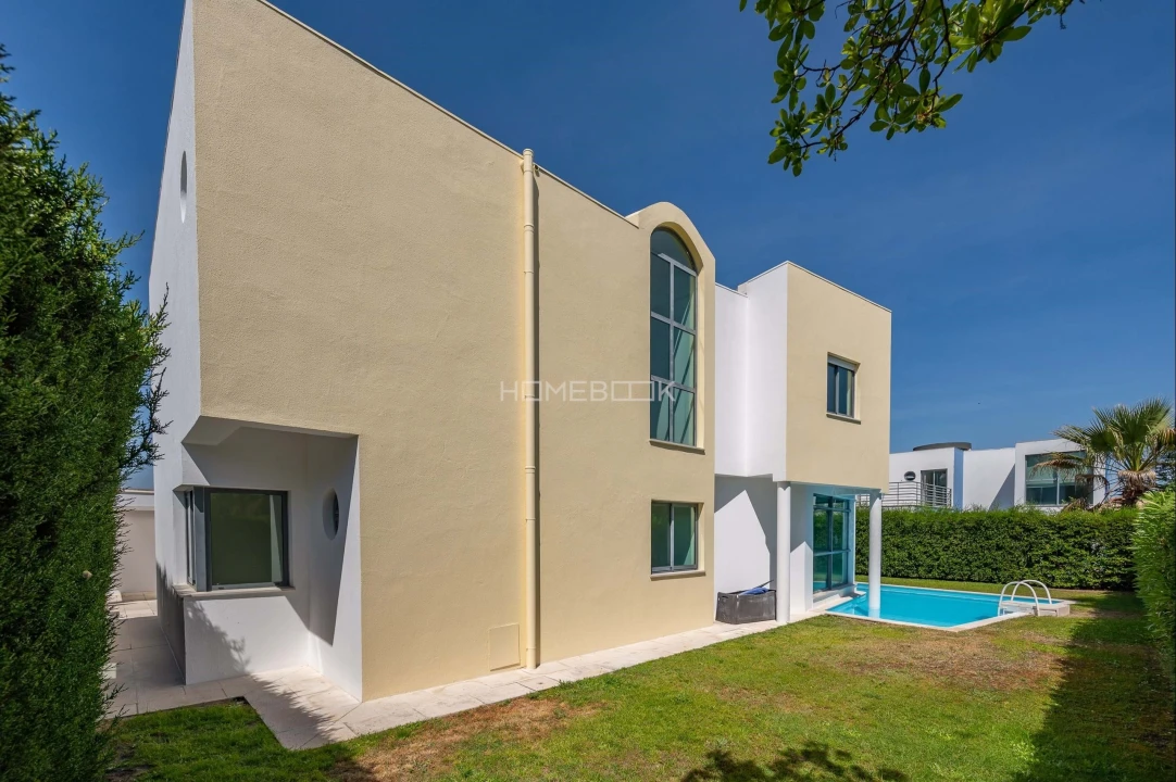 Moradia T3 para Arrendamento em Quinta do Anjo Foto 5