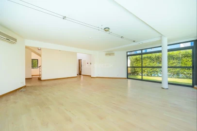 Moradia T3 para Arrendamento em Quinta do Anjo
