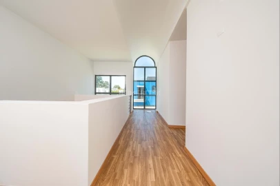 Moradia T3 para Arrendamento em Quinta do Anjo