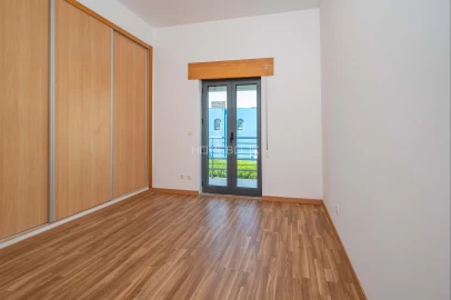 Moradia T3 para Arrendamento em Quinta do Anjo