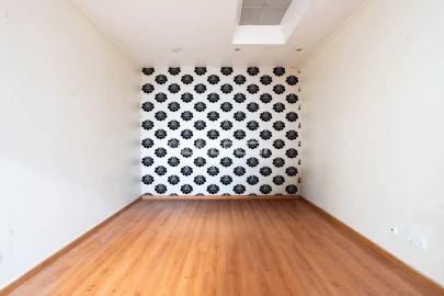 Negócio para Venda em Alfragide