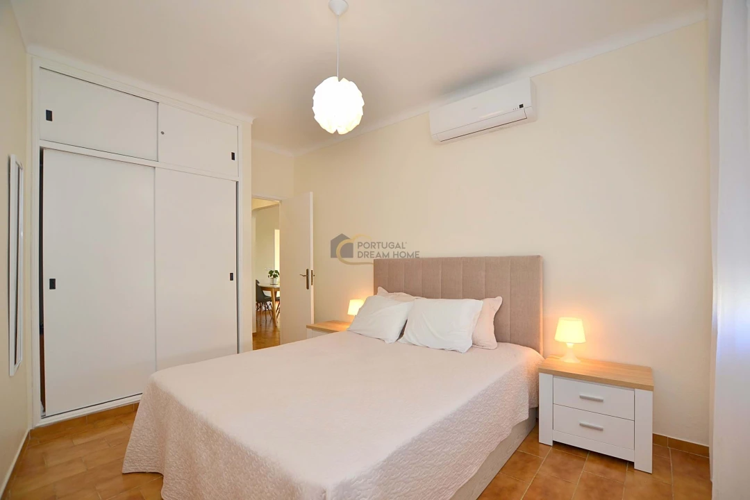 Apartamento T1 para Venda em Albufeira e Olhos de Água Foto 9