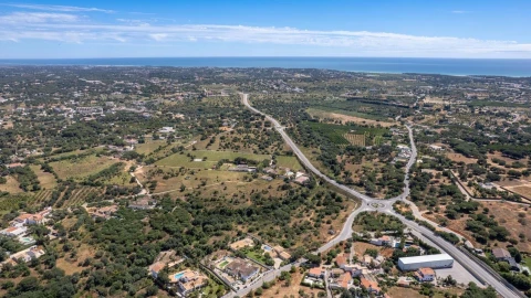 Terreno para Venda em Quarteira