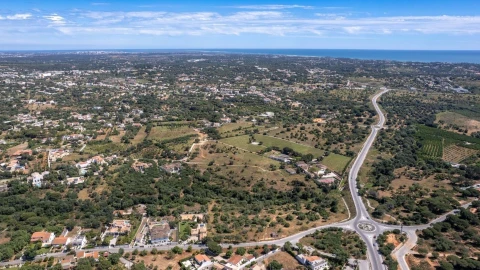 Terreno para Venda em Quarteira