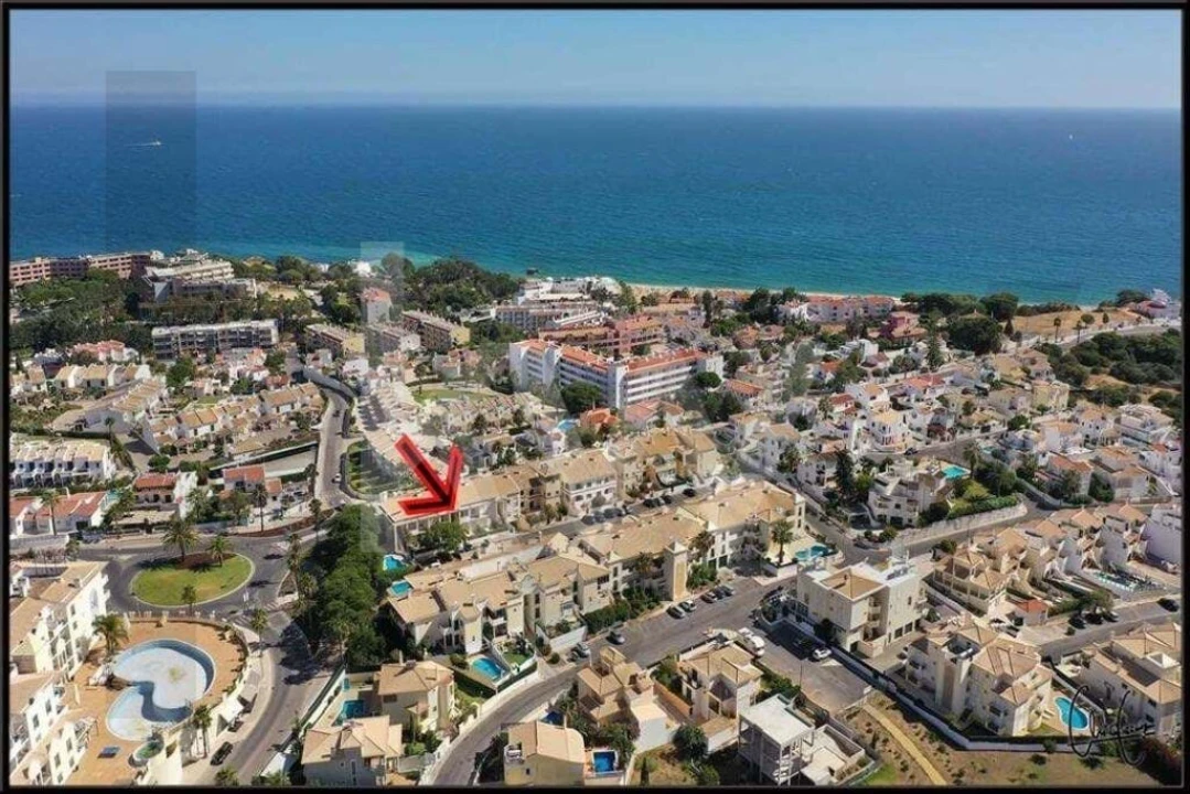 Apartamento T2 para Venda em Albufeira e Olhos de Água Foto 3