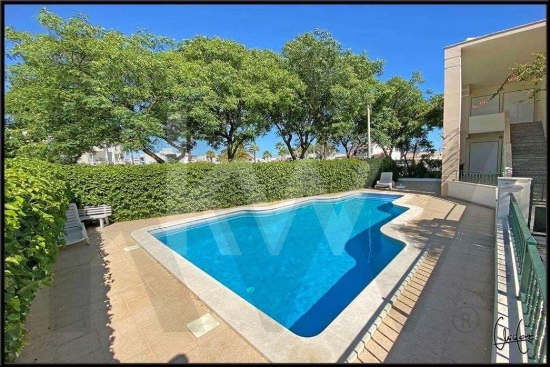 Apartamento T2 para Venda em Albufeira e Olhos de Água Foto 1